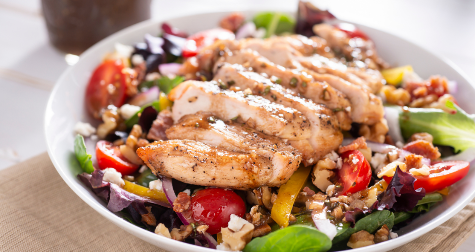 Greek Salad with Grilled Chicken