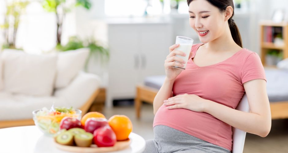 List of Fruits to Eat and Avoid During Pregnancy