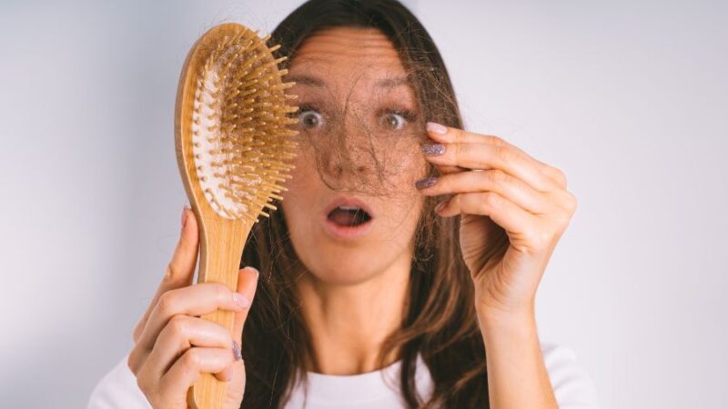 How to Prevent Hair Fall in Winter Naturally